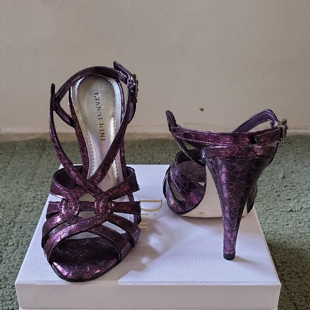 Gianni Bini Purple Women's Heels